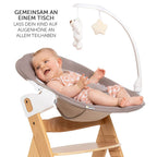 Barnestol Alpha Plus natur 4-delt sett detalj av treverk