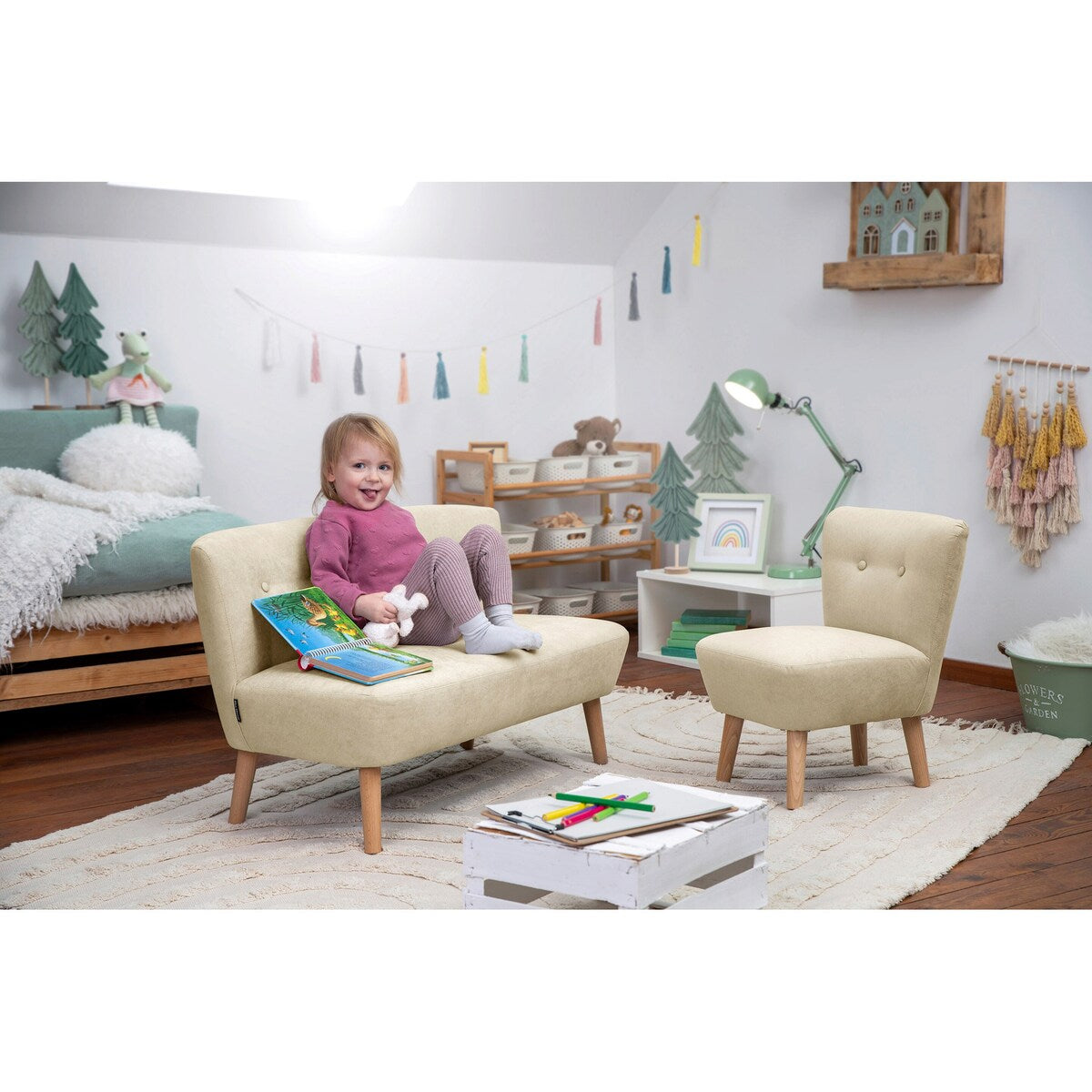 Barnestol Dolly i retrostil 41x50x54 cm - Max Winzer