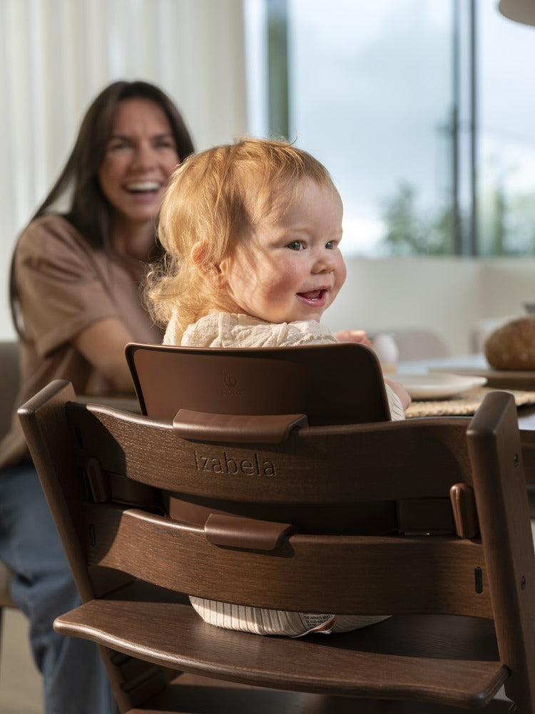 Barnestol Tripp Trapp eik Warm Brown inkl. Baby Set nærbilde av fotplate