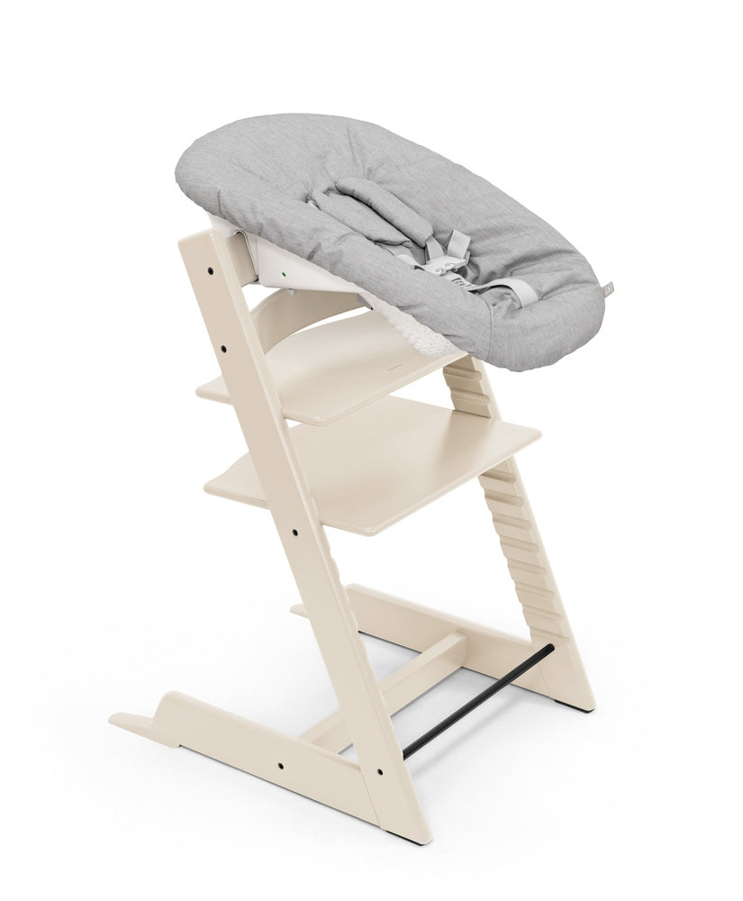 Barnestol Tripp Trapp Vanilla White med Baby Set i bruk