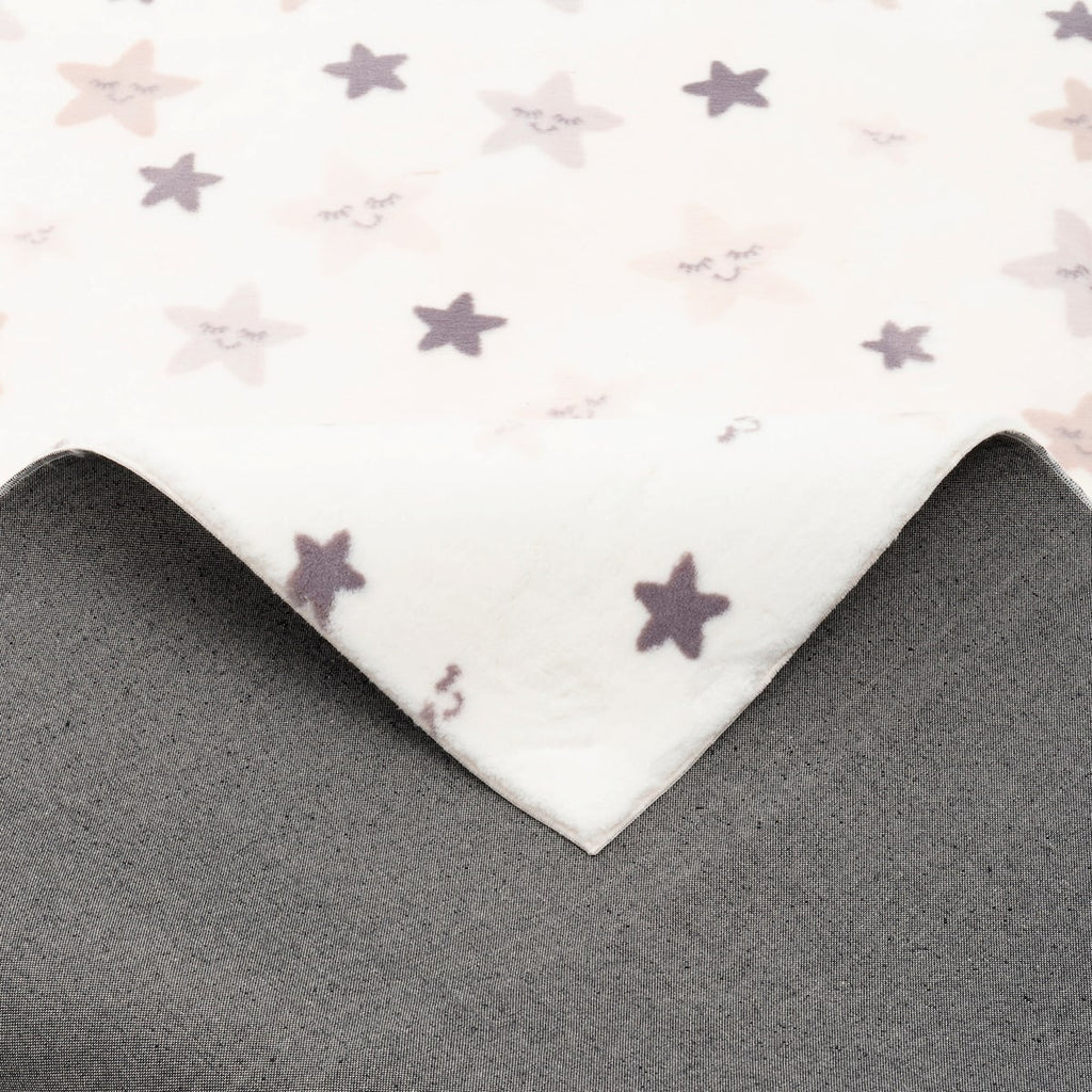 Barneteppe med stjerner polyester Øko-Tex 100 montert i barnerom