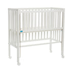 Bedside crib Cocon Plus med hjul i massiv bøk forfra