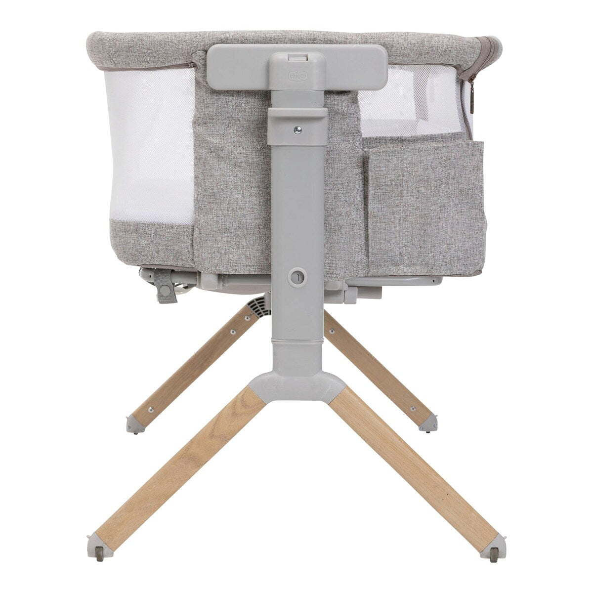 Bedside crib Next2Me Armonia 11 høyder 58–73 cm montert ved seng