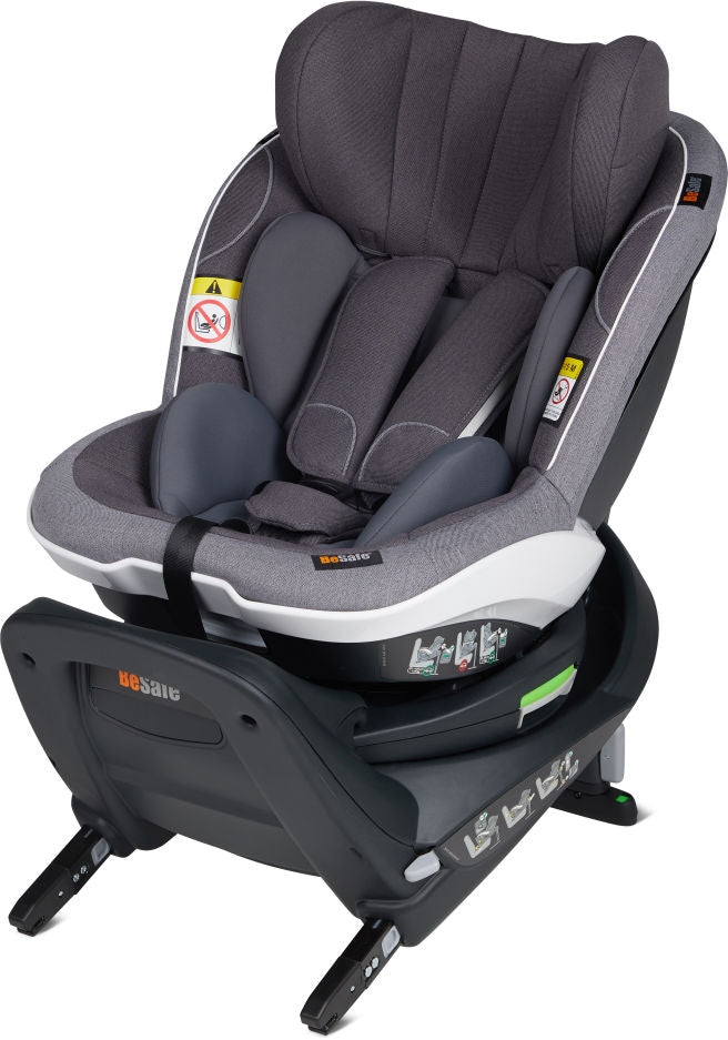 Montert Bilstol iZi Turn i-Size 61-105 cm 6 mnd - 4 år i bil