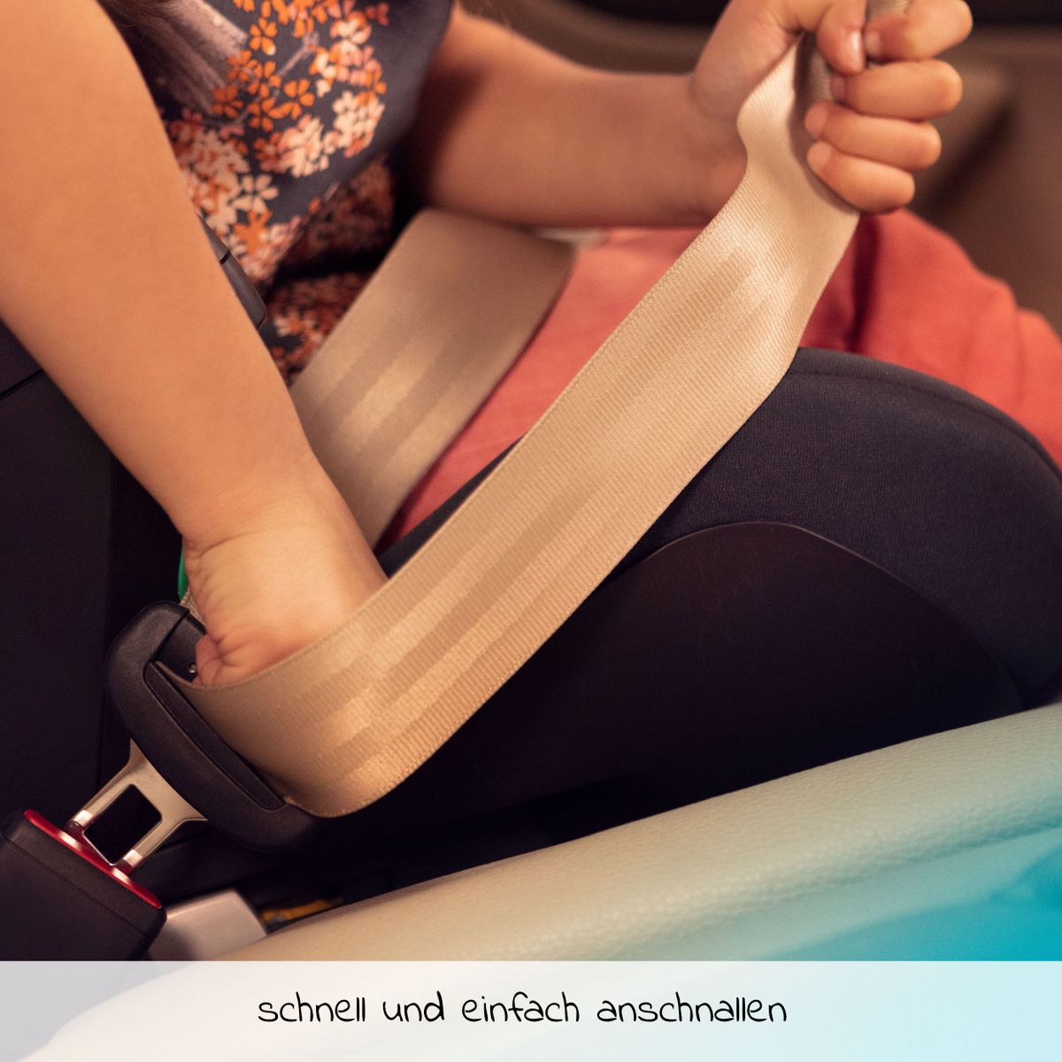 Bilstol Kore i-Size 100-150 cm med Isofix Maxi-Cosi gurtguide i grønt