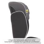 Bilstol Logico L i-Size 100-150 cm med koppholder sett fra siden