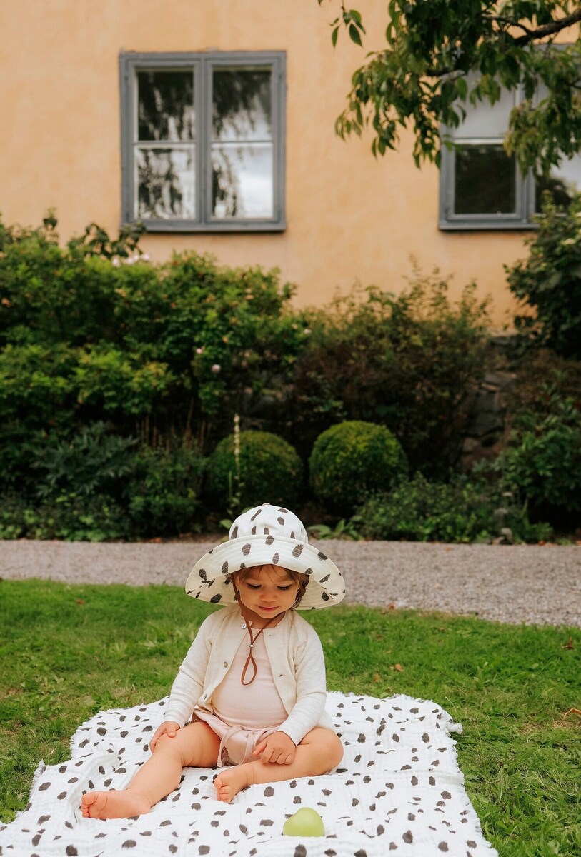 Bomullsteppe Dalmatian Dots Grande 75x100 cm Oeko-Tex foldet