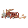 Brannbil i tre med stige og figurer fra 2 år fra Little Dutch forfra