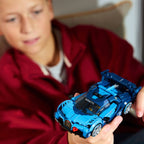 Montert Bugatti Vision GT hypersportsbil 77253 med minifigur i cockpit