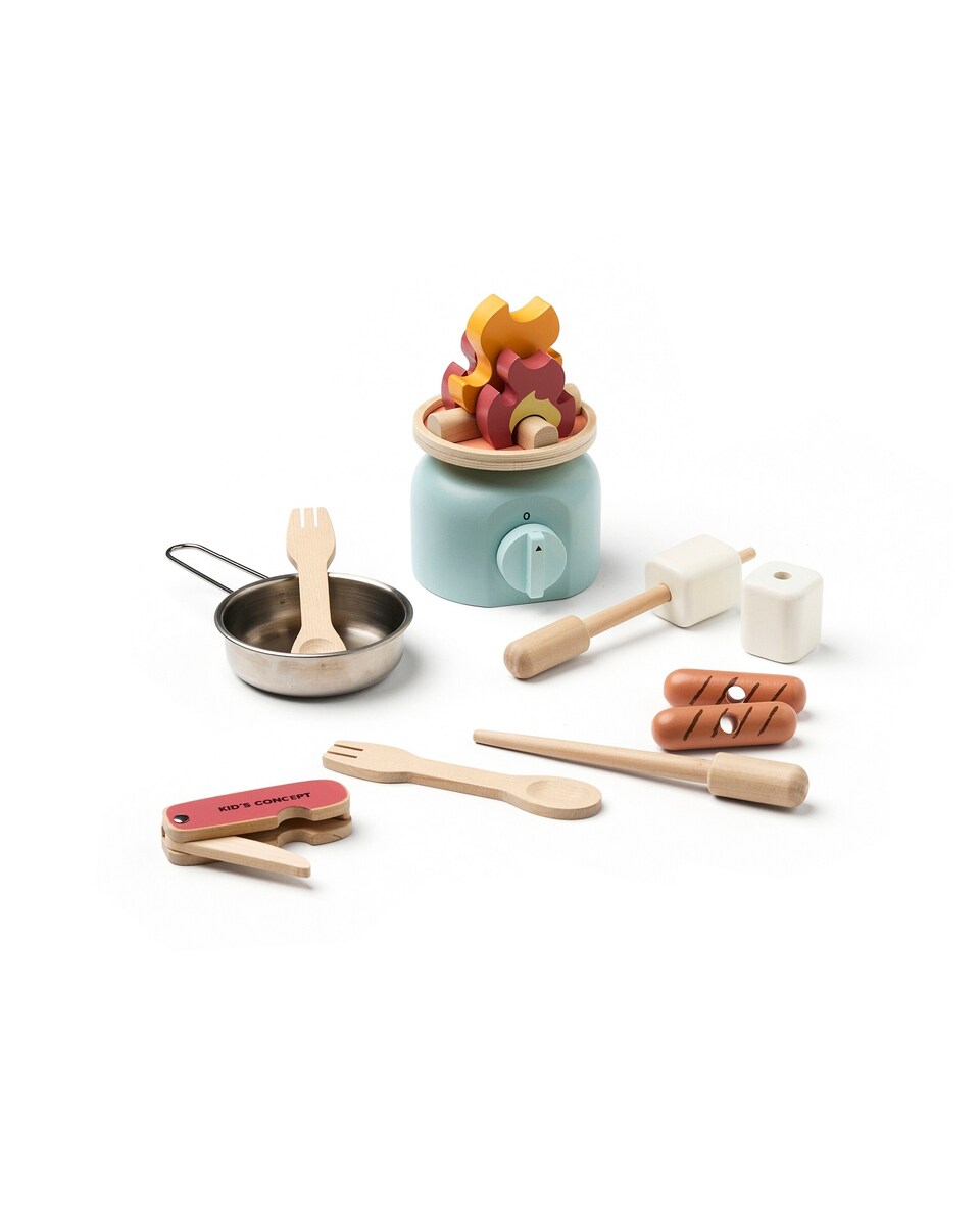 Detalj av grillspyd og marshmallows i Campingkoker-lekesett Kid's Hub