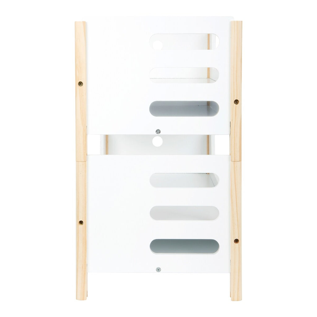 Nærbilde av treverket på Dukke-køyeseng i tre Little Button for dukker opptil 46 cm