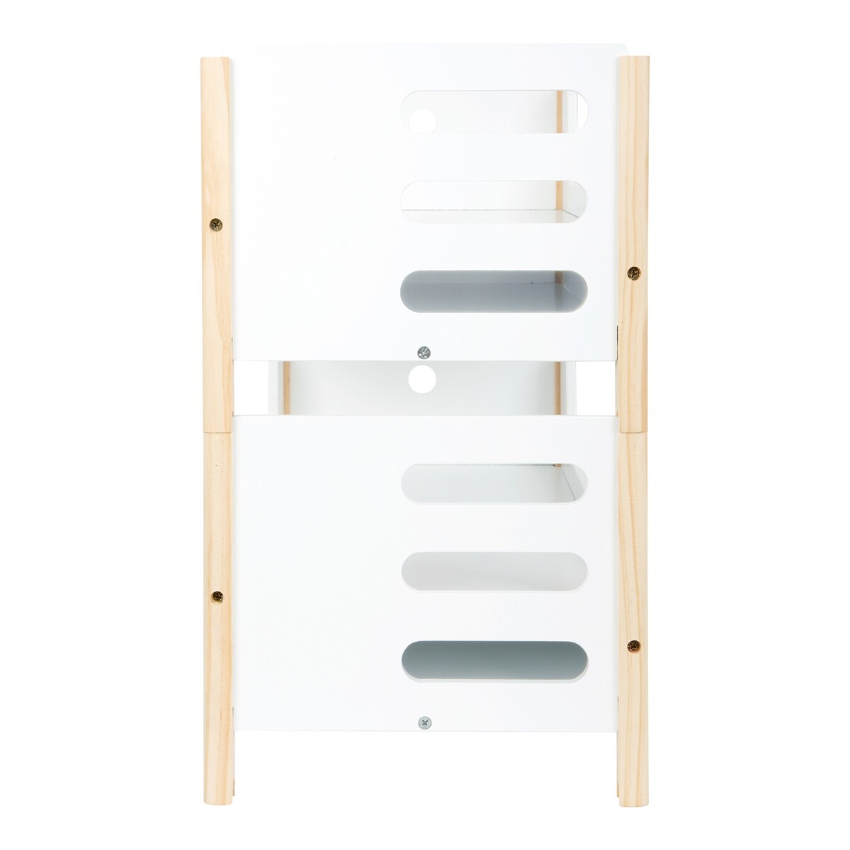 Nærbilde av treverket på Dukke-køyeseng i tre Little Button for dukker opptil 46 cm