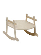 Bakside av Dukkevugge MINI COCOON i bouclé/tre FSC®