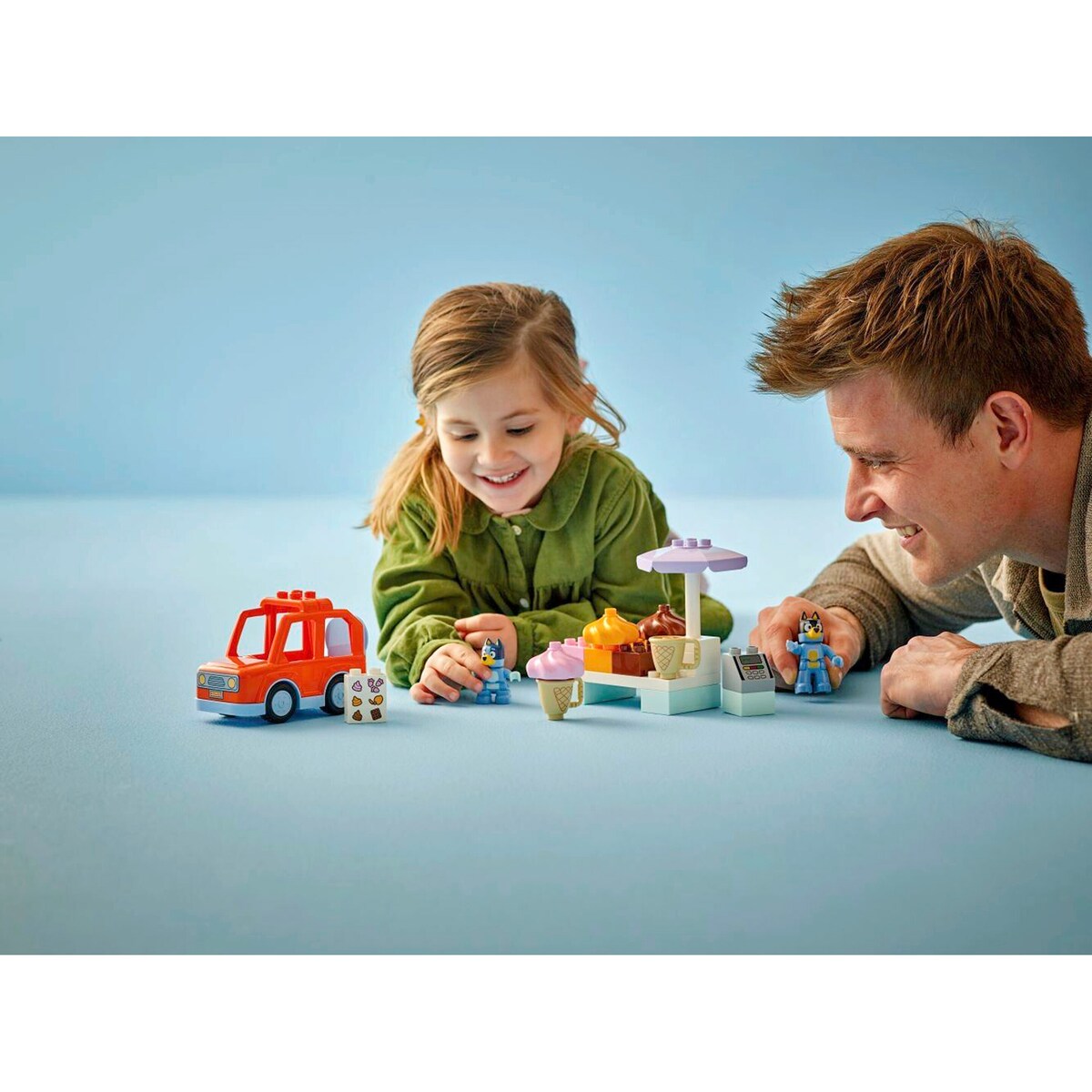 DUPLO tur til iskrembar med Bluey montert lekebil