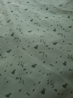 Dynetrekk for baby skogmotiv med bjørn vendbar side med striper