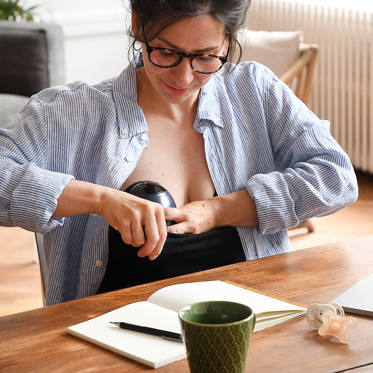 USB-C kabel for Elektrisk brystpumpe Hands-free, 3 moduser, nattblå