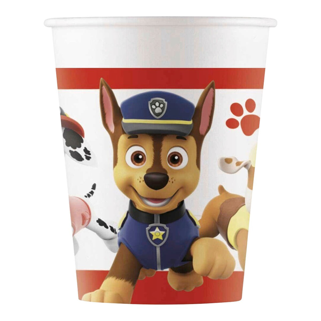 Detalj av tallerkener i Festsett Paw Patrol 45 deler med tallerkener og kopper