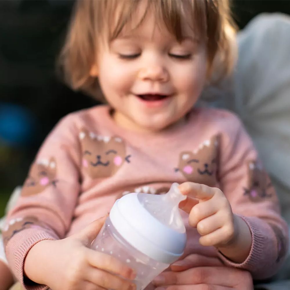 Pakningsinnhold av Flaskesmokk 4-pakning Natural Response silikon 6 mnd+ Philips Avent