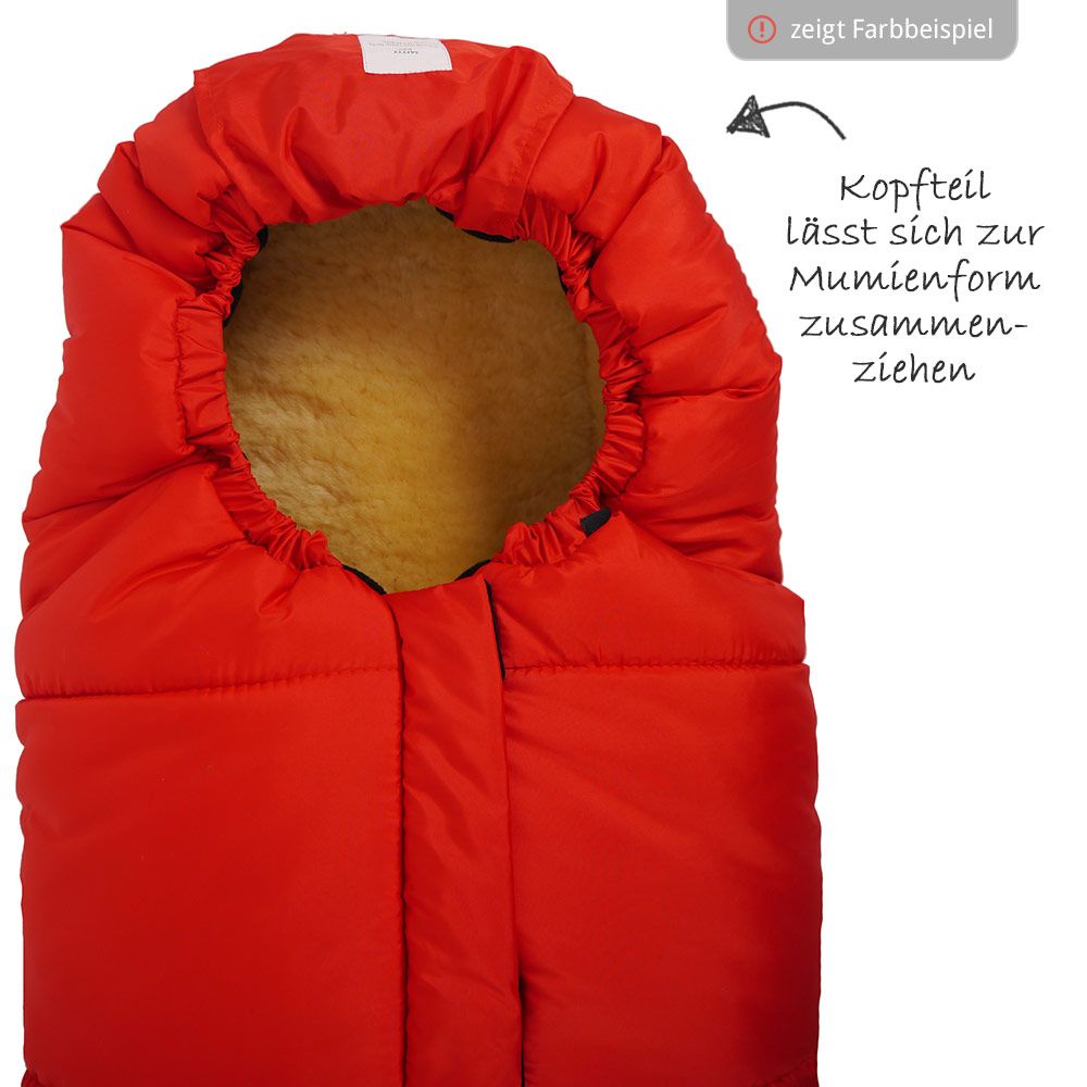 Fleece vognpose med lammeskinnsinnlegg Sheepy, antrasitt montert i barnevogn