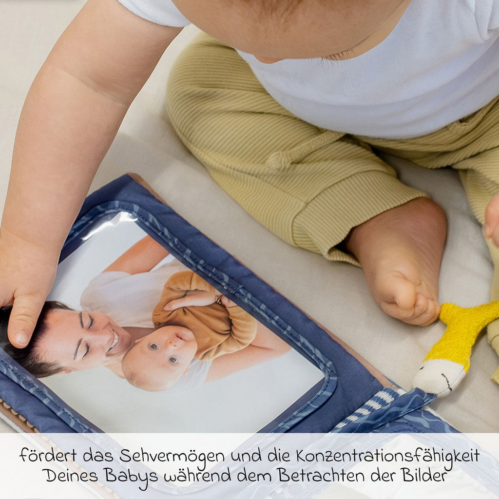 Detalj av fotolommer i fotoalbum for baby vaskbart med 6 fotolommer Fehn