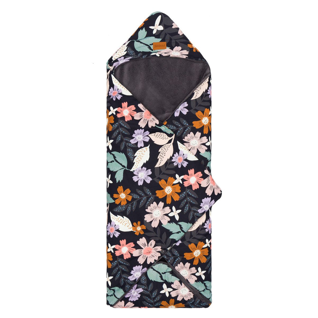 Fotpose i fleece Tanaga til babystol og bærebag, blomster forfra