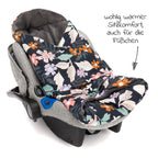 Fotpose i fleece Tanaga til babystol og bærebag, blomster foldet som lekedekke