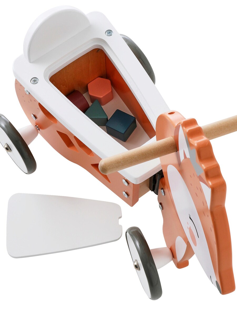 Gåbil rev med lekekiste og rev-design detalj