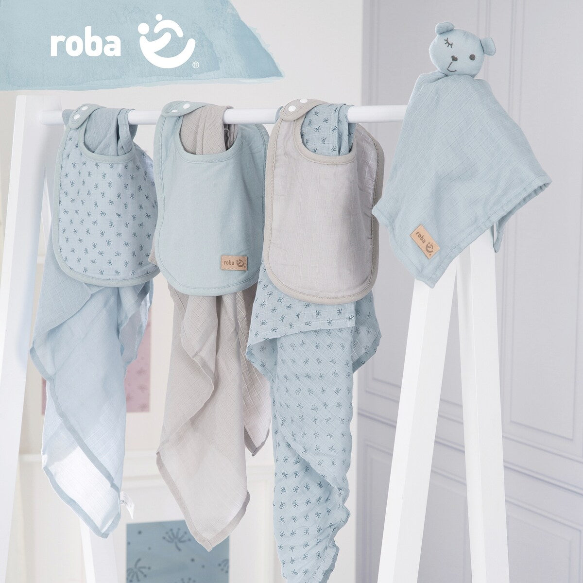 Montert Gavesett baby essentials Lil Planet økologisk bomull turkis