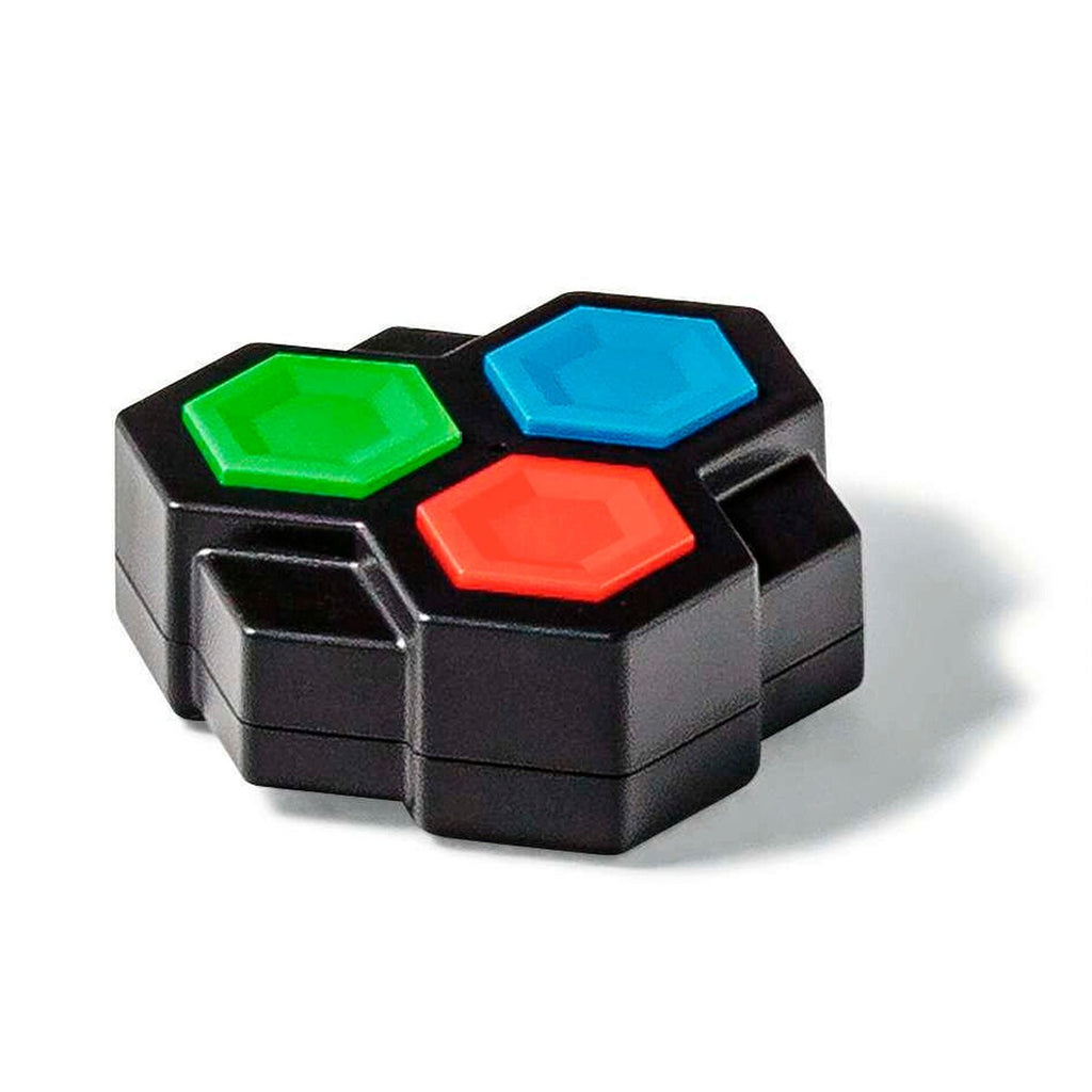 Nærbilde av GraviTrax POWER Controller elektronisk element kulebane knapper