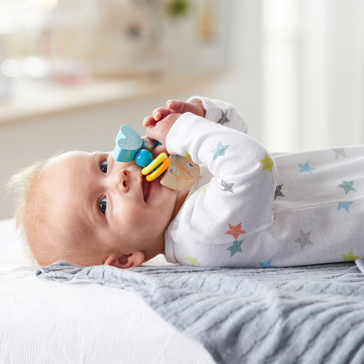 Gripering klapprefisk i bøketre fra 6 mnd bakside