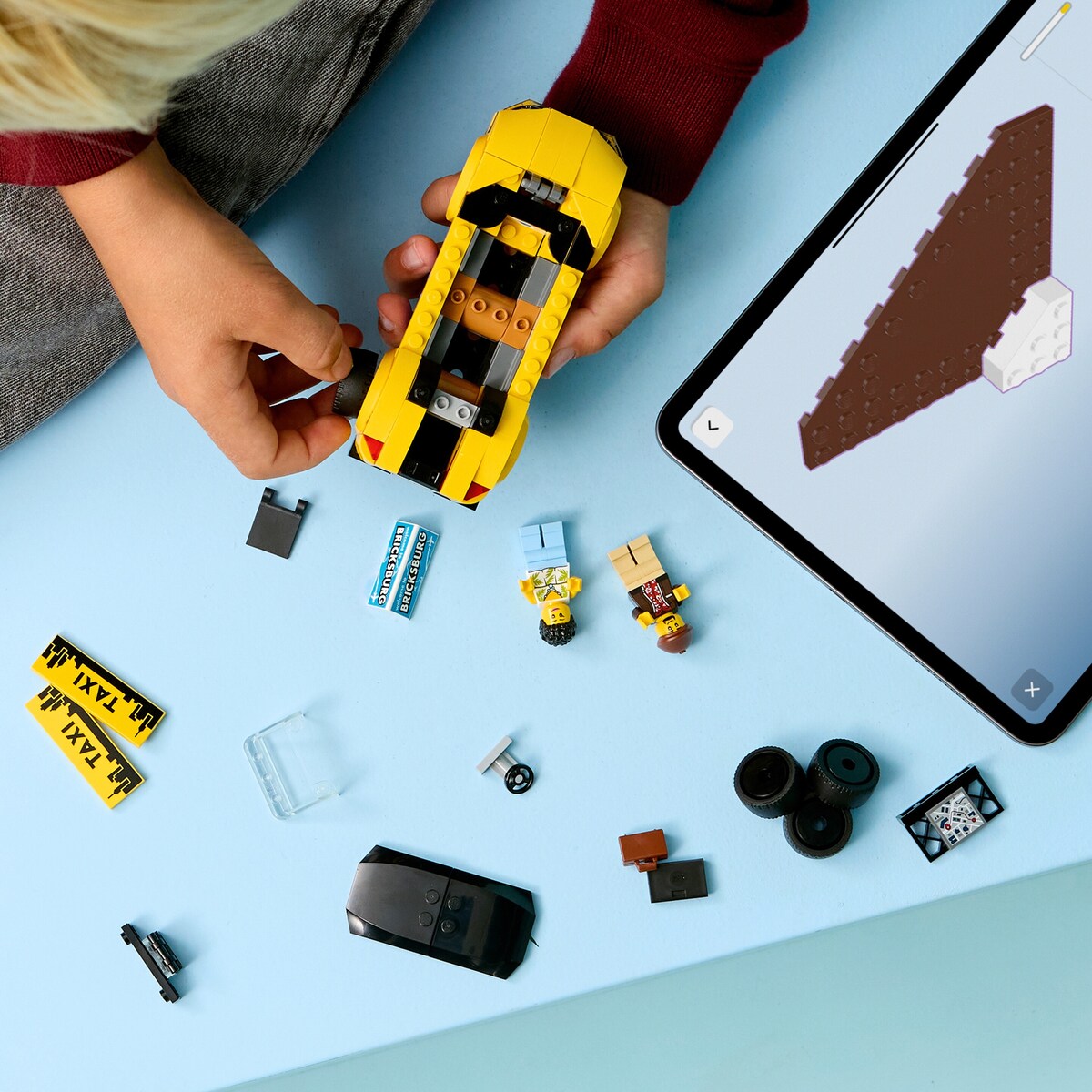Detalj av motorrom på Gul taxi 60487 LEGO® City