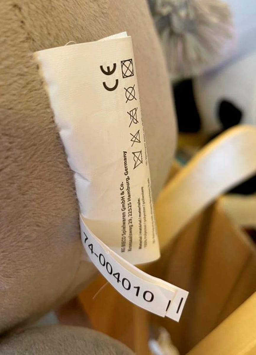 Gyngedyr esel Fips med fotstøtte sett fra siden