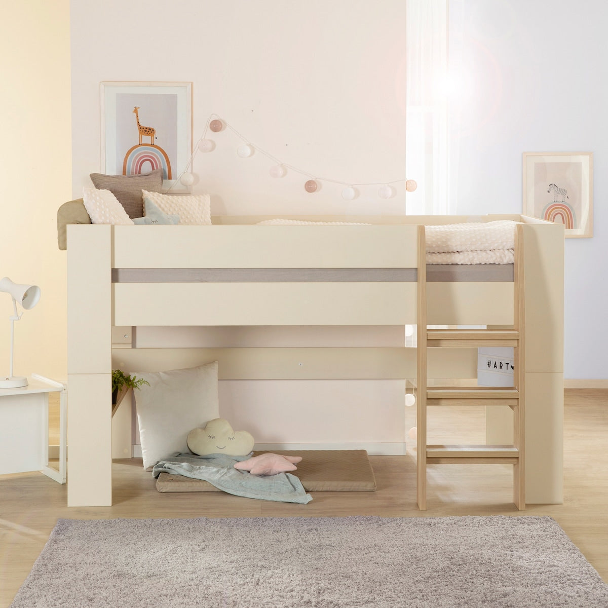 Halvhøy seng sett "Loft" Flexi Grow 90x200 cm detalj av sikkerhetsrekkverk