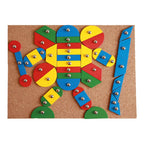 Montert Hammerspill med 72 brikker, korkplate 28x19,5 cm i bruk