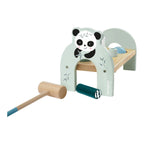 Hammer i hånd på Hamrebenk i tre panda-design med hammer fra 12 mnd
