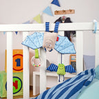 Hengeleke flaggermus med knitrefolie og gripering 24x25 cm - Sigikid