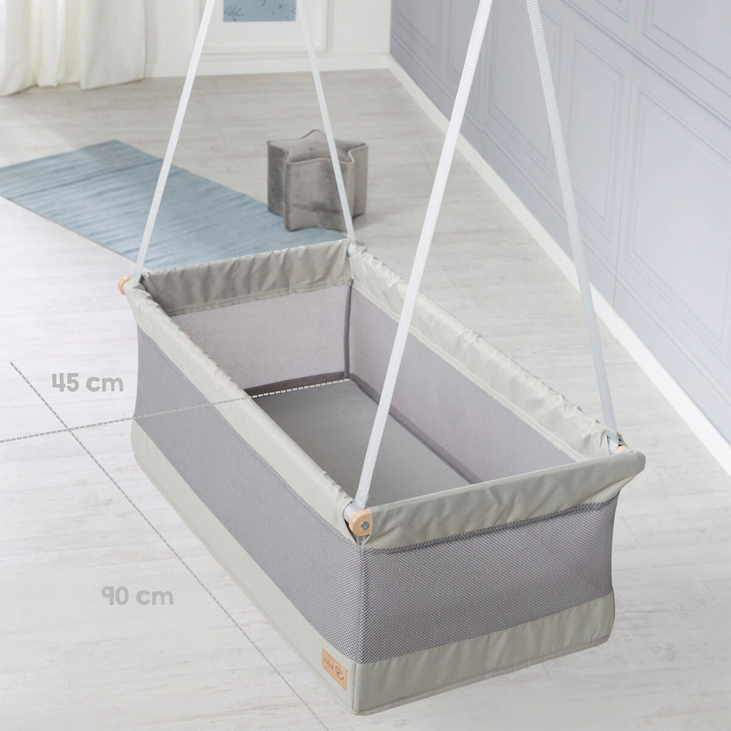 Hengevugge safe asleep® med mesh-stoff i canvas i moderne barnerom