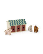 Hestestall med tre hester i tekstil forfra