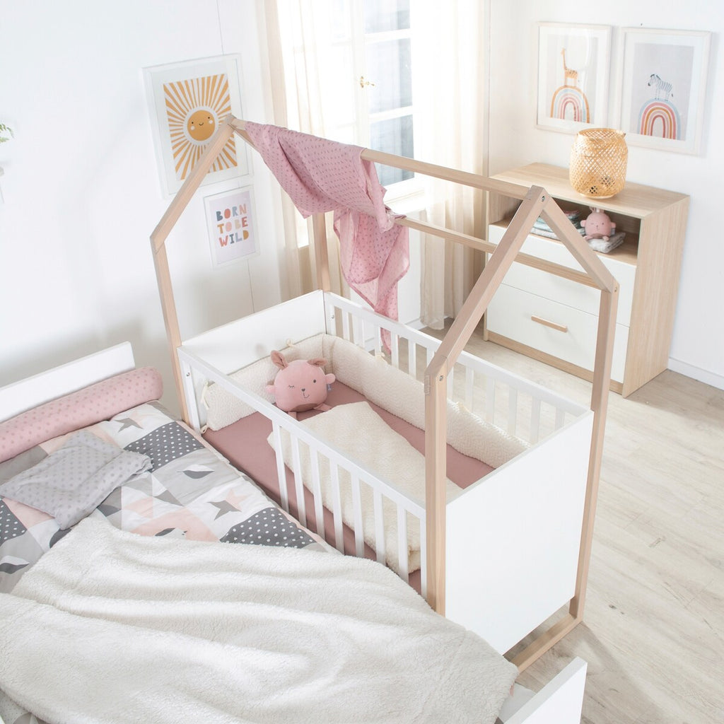 Montert Husseng Cabane 60x120 cm med justerbar lattenrost