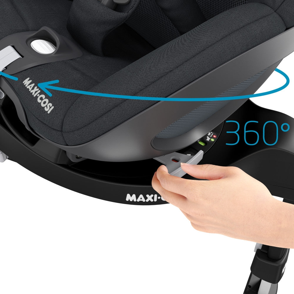Isofix-base FamilyFix 360° med barnesete rotert mot bilen