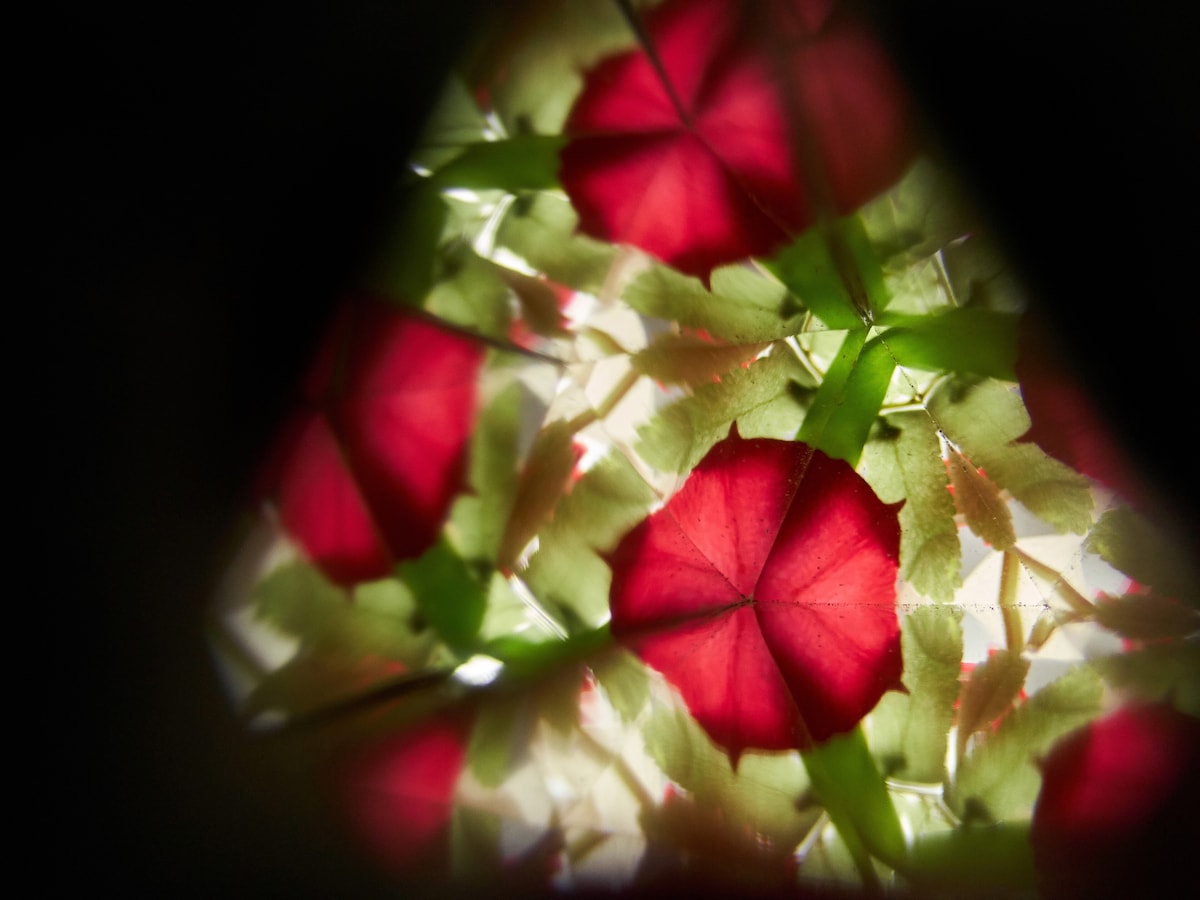 Kaleidoskop i gummitreverk for barn - PlanToys farger
