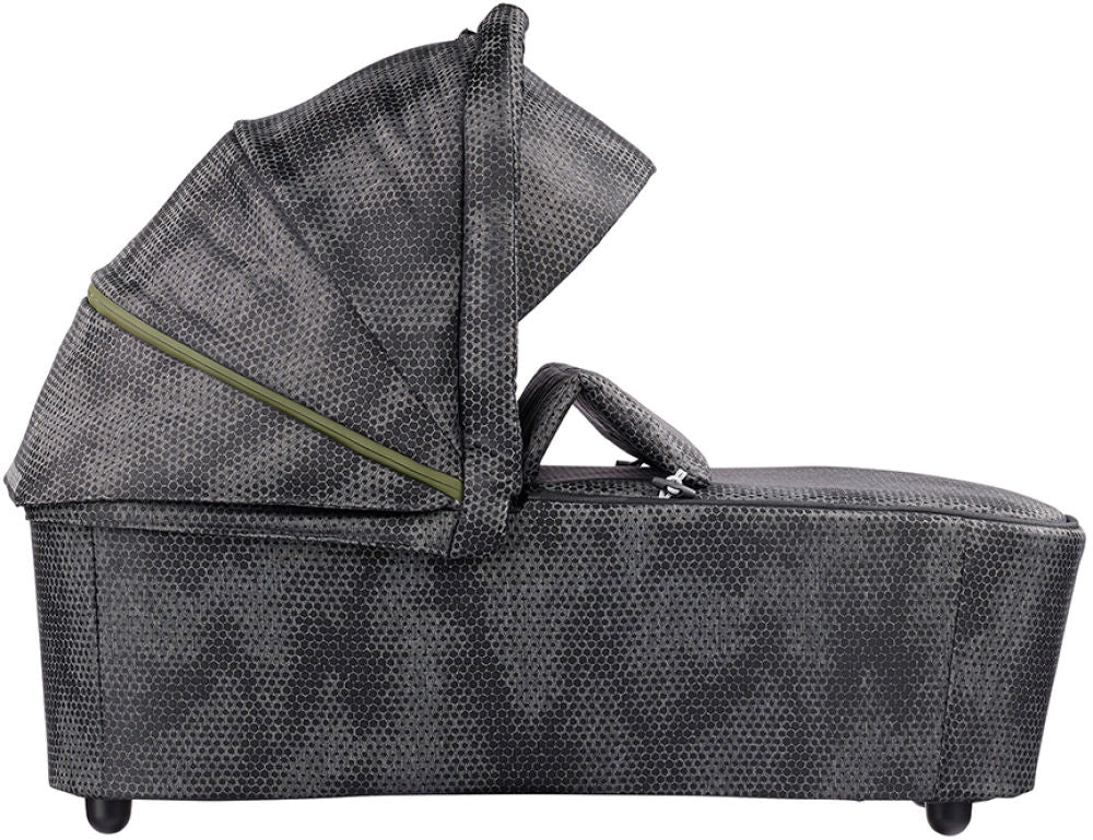 Montert Kombivogn FX4 Soft+ Classic svart med CX3 babybag