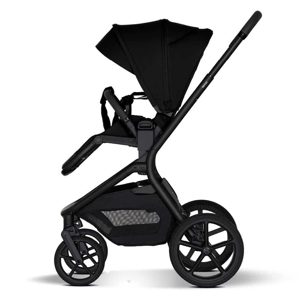 Nærbilde av stoff og ventilasjon på Kombivogn MAVI 2-i-1 startsett Pure Black - My Junior