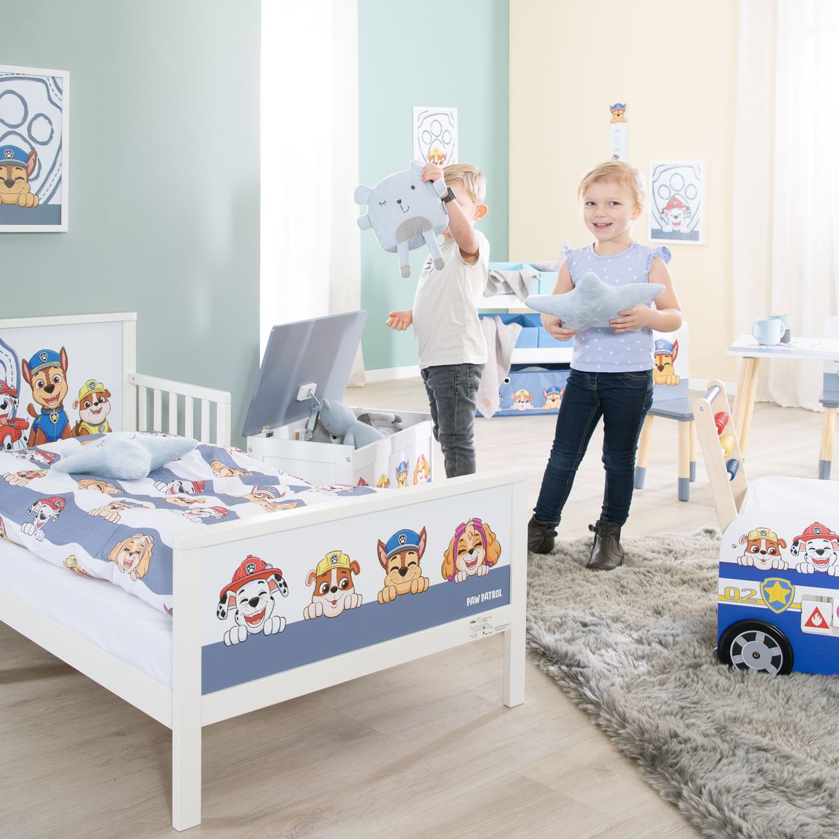 komplett barneseng med sengebunn og sengetoy paw patrol roba barn som sover
