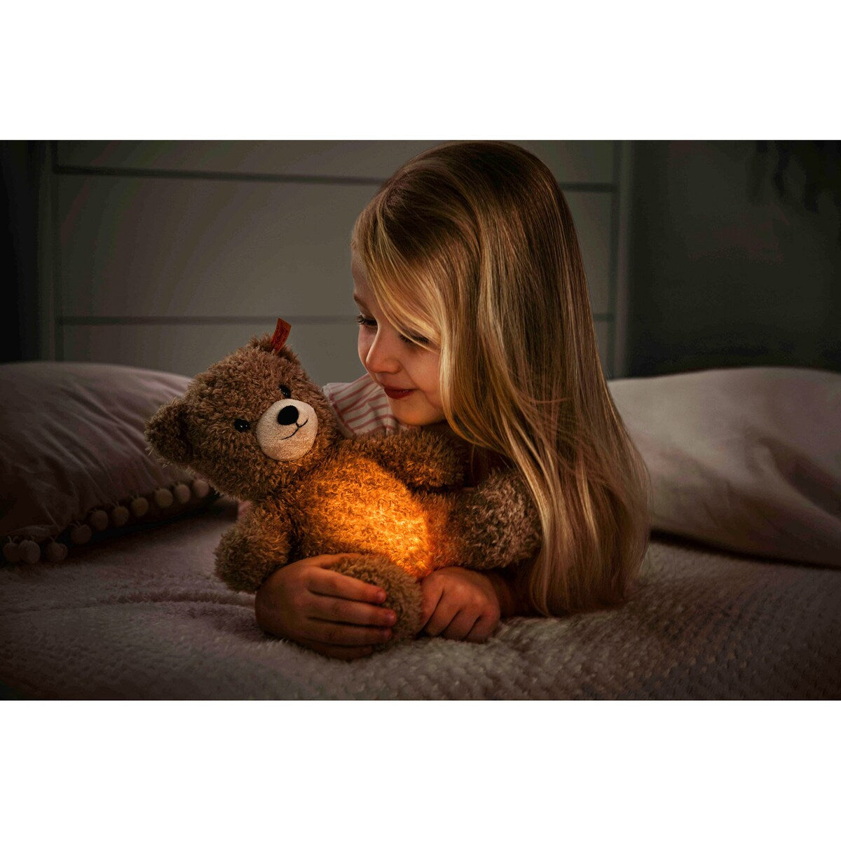 Kosedyr teddybjørn Caspar med nattlys 28 cm med synlig nattlys