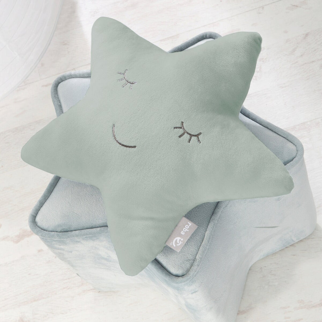 Kosepute stjerneform frosty green - roba montert i barnerom