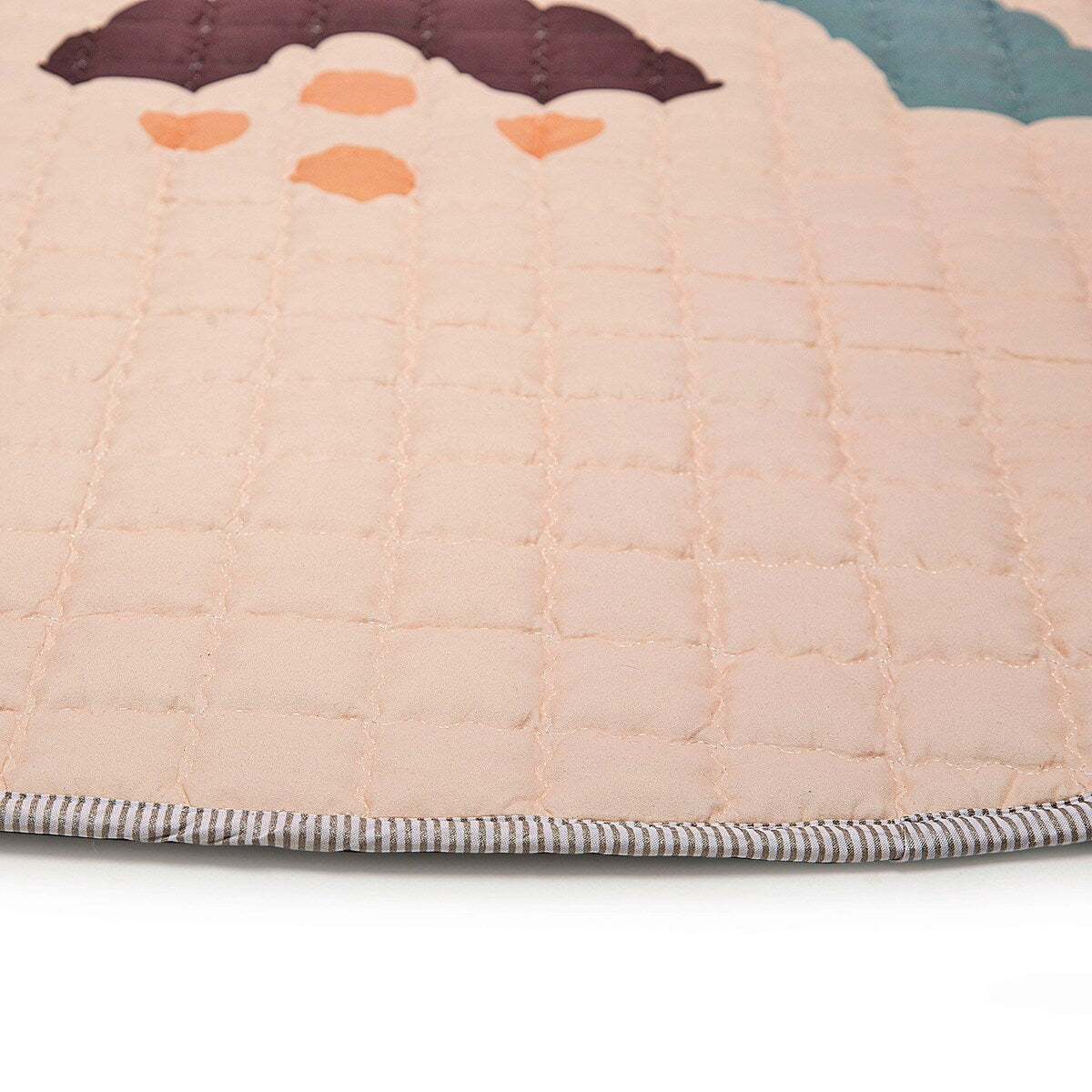 Krablematte XXL quiltet Ø150 cm med gummiknotter - Hakuna Matte