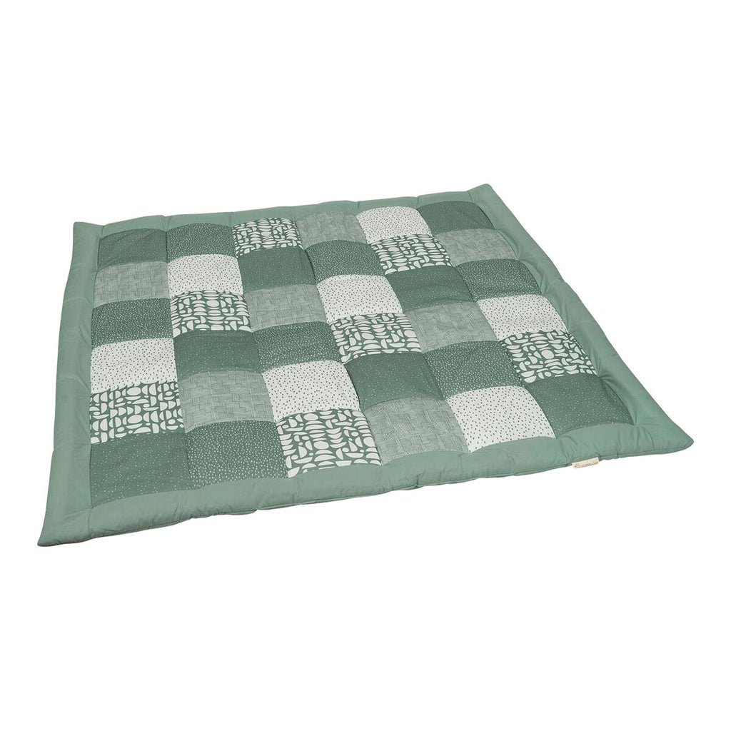 Mønsterdetalj på Krableteppe Classics patchwork 140x140 cm bomull
