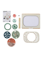 Kreativt spirograf-sett i FSC®-tre for barn forfra