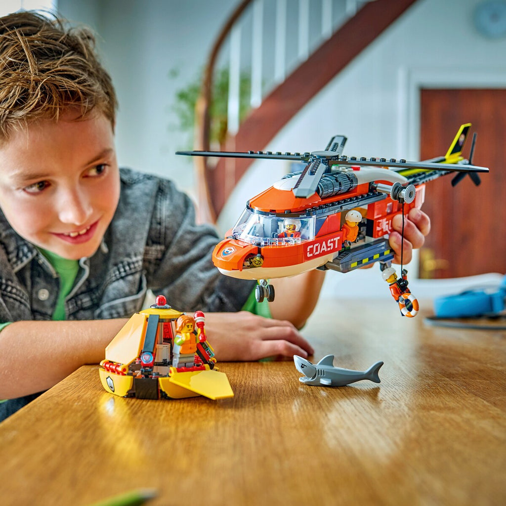 Montert Kystvakthelikopter 60503 med minifigurer